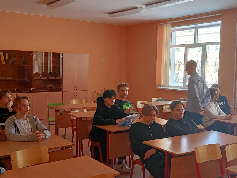 Нашу школу посетил Курсант Рязанской Академии ФСИН России Сергей Дубовиков.